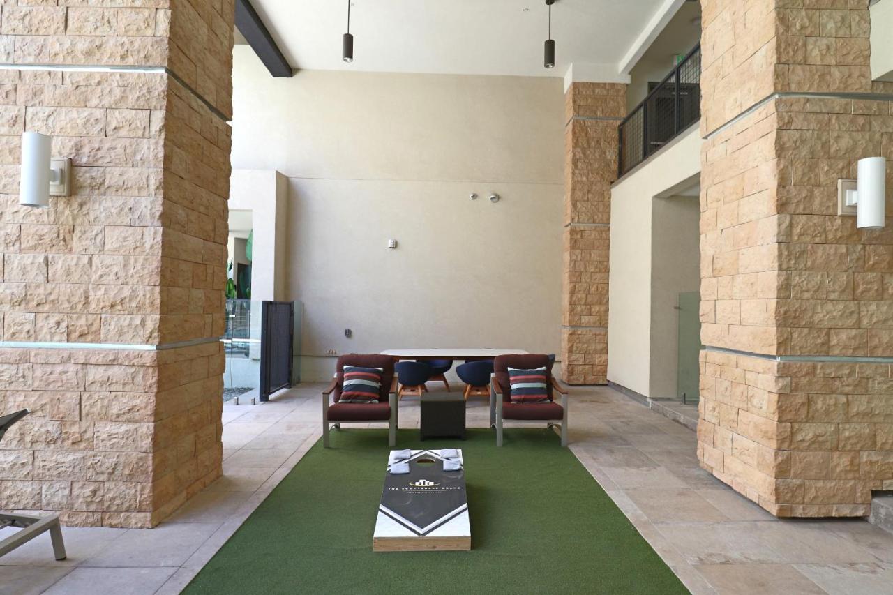 Walk Score 81-shopping District-king Bed-parking G3047 Apartamento