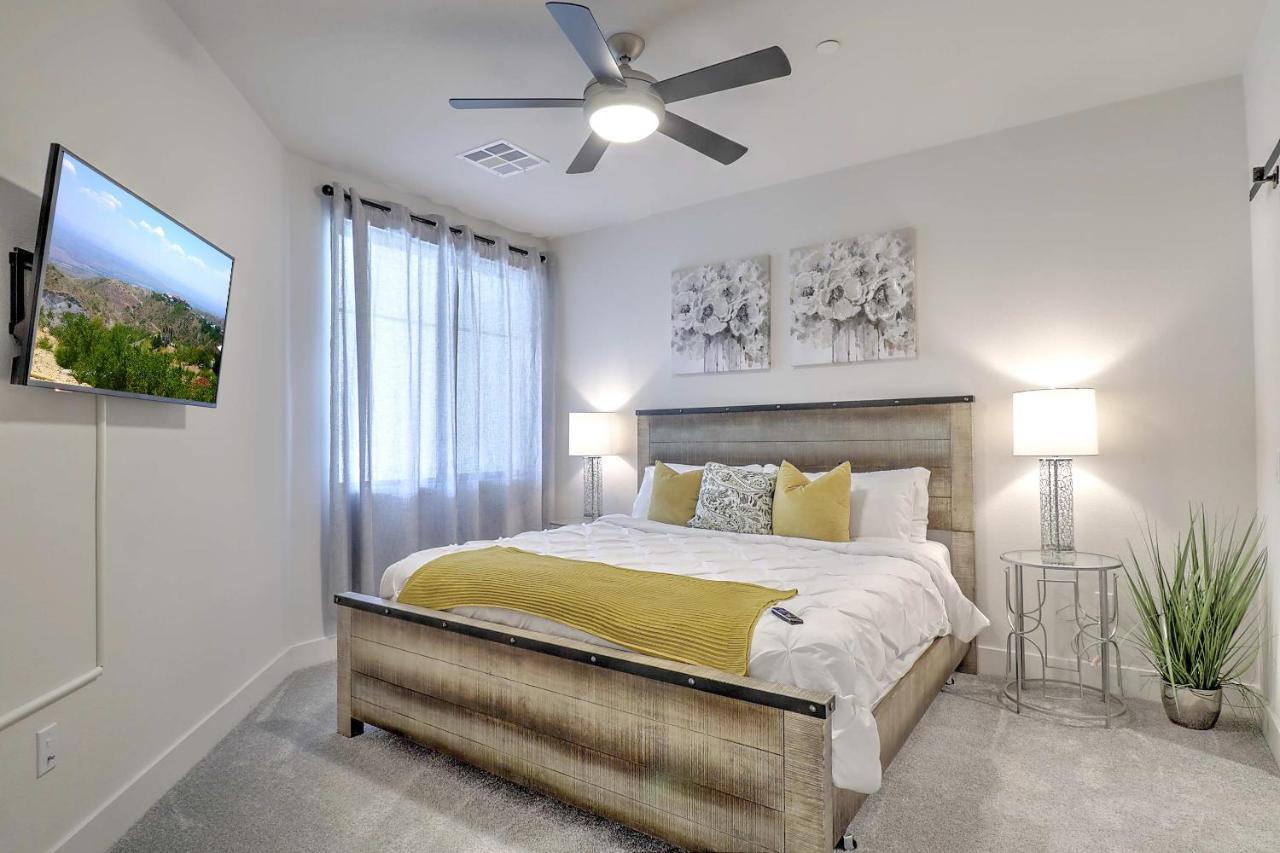 Walk Score 81-shopping District-king Bed-parking G3047 Apartamento *